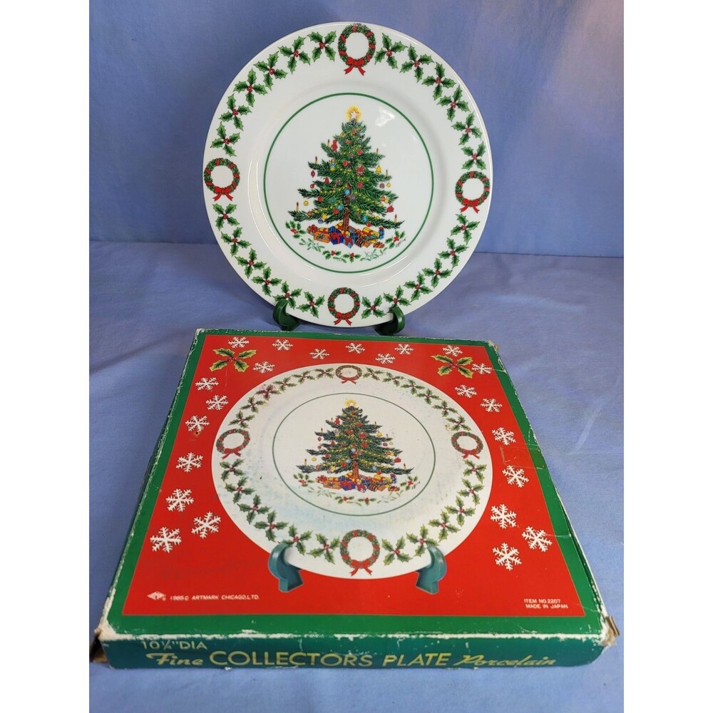 Christmas Tree Plate 10.5'' Vintage 1980s Japan ARTMARK Serving Round Dish